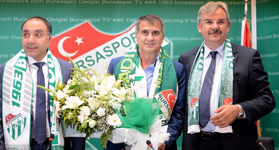 Şenol Güneş Bursaspor'a imzayı attı