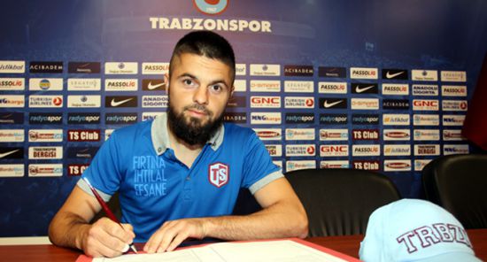 Trabzonspor'da imza şov sürüyor