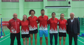 Milli badmintoncular İspanya'ya gitti