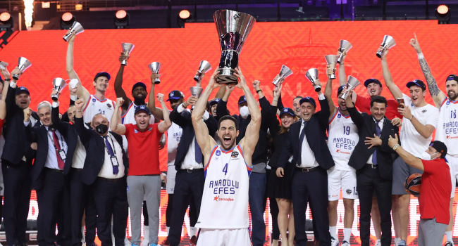 Türk basketbolunda 2021 yılı nasıl geçti? Görseli