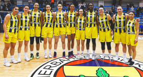 Fenerbahçe Safiport farklı kazandı