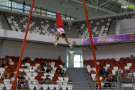 Milli cimnastikçi Adem Asil'den bireysel tasnifte altın madalya