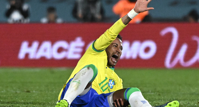 Neymar'dan kötü haber: 10 ay yok Görseli