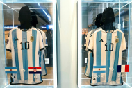 Messi'nin Dünya Kupası formaları satışta