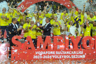 Fenerbahçe Opet'te kupa coşkusu Haberinin Görseli