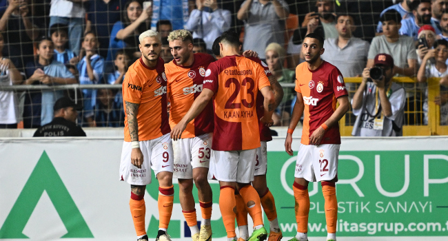 Galatasaray, 3 puanı 3 golle aldı Görseli