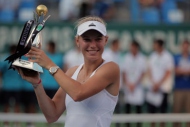 Wozniacki İstanbul Cupta kupayı kaldırdı